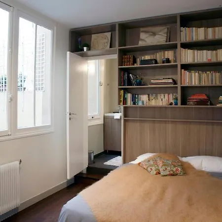 The Eifel Tower Artist Loft Apartment *