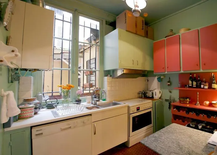 The Eifel Tower Artist Loft *