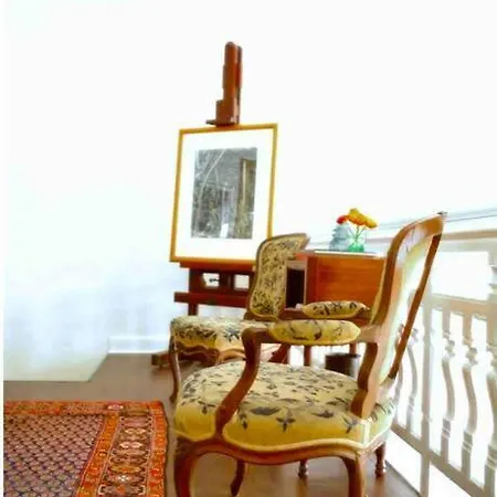 The Eifel Tower Artist Loft