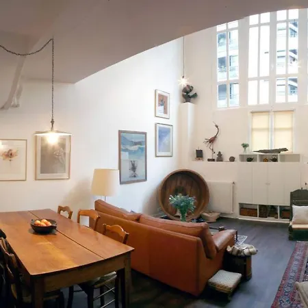 Апартаменты The Eifel Tower Artist Loft *